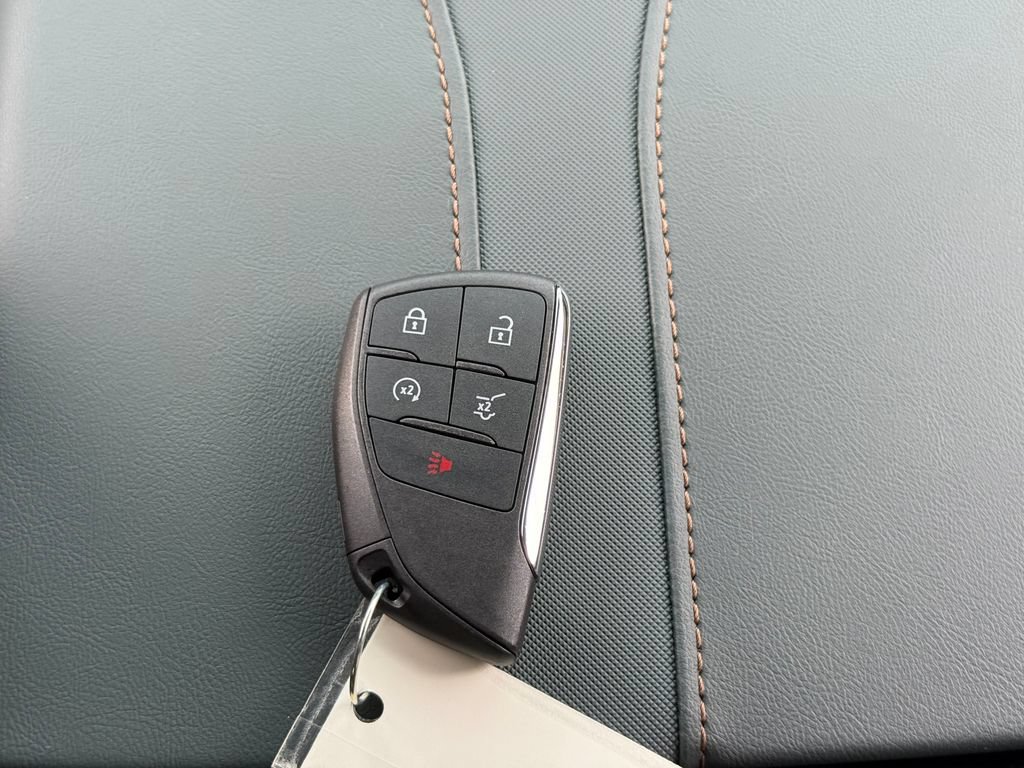 New 2026 GMC Acadia AT4 w/ Luxury Package AWD/4WD image 36