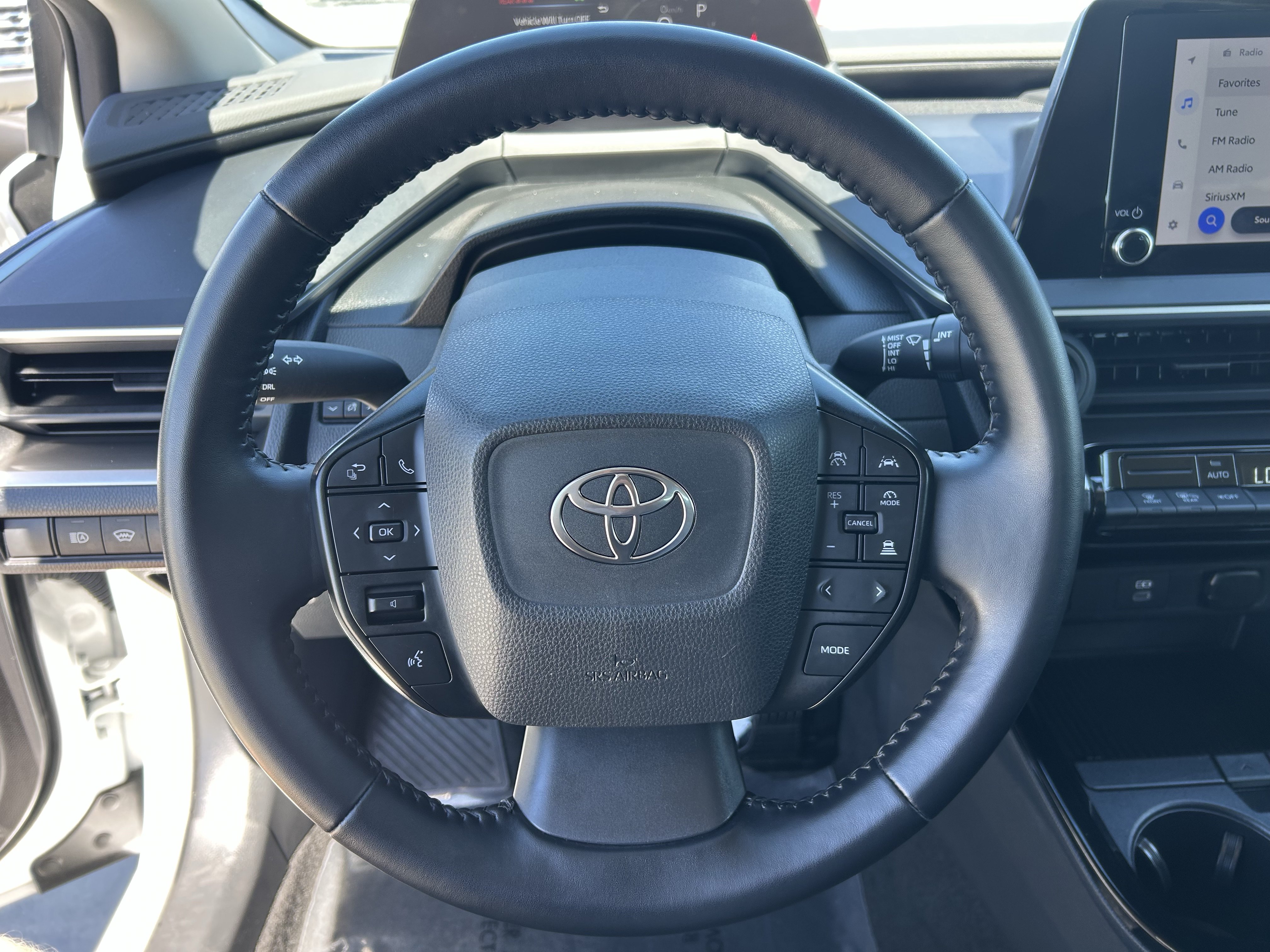Certified 2025 Toyota Prius LE AWD/4WD image 25