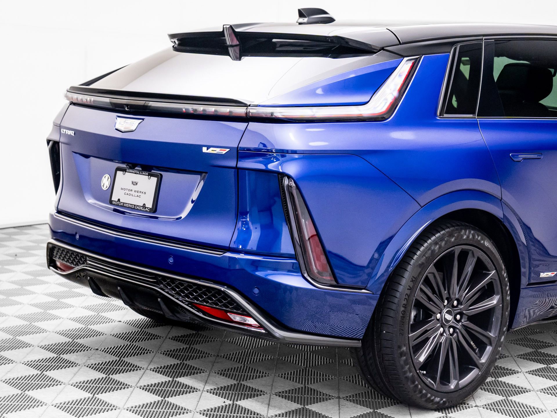 New 2026 Cadillac Lyriq V w/ LPO, Floor Liner Package AWD/4WD image 30