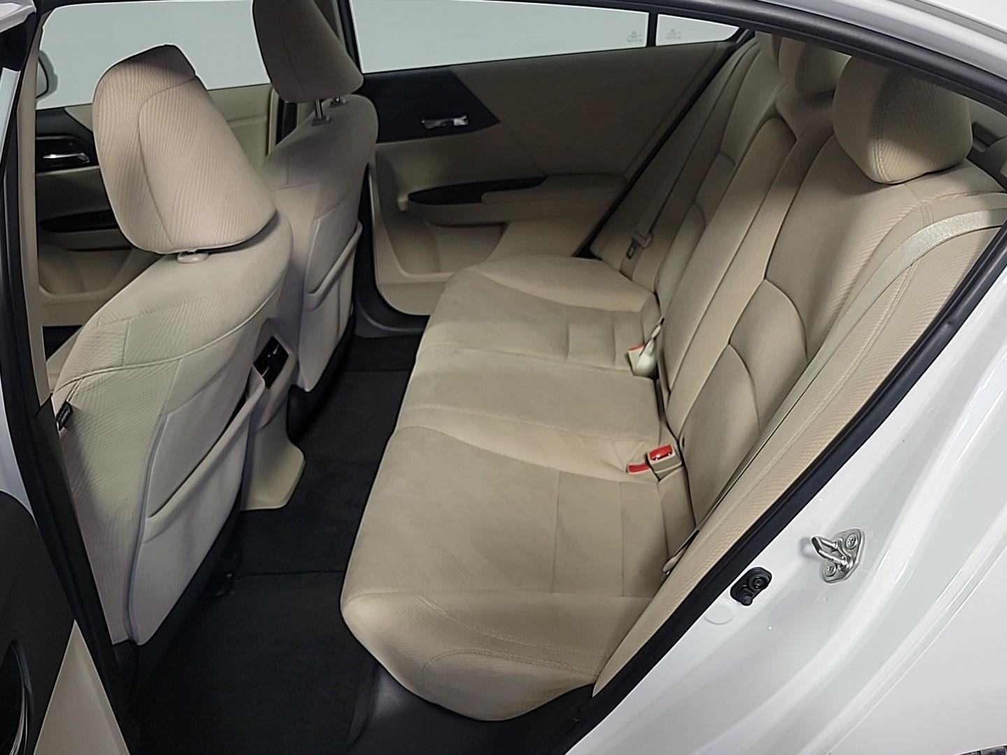 Certified 2017 Honda Accord EX image 16