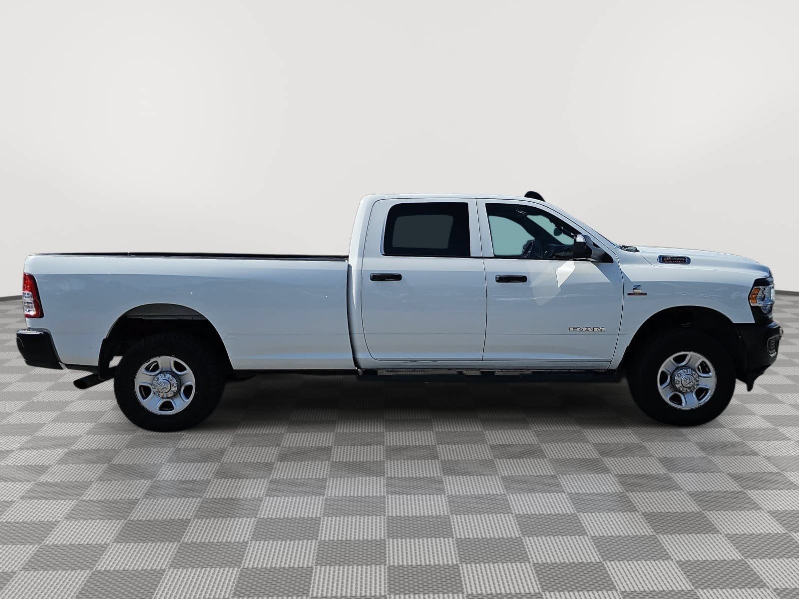 Used 2022 RAM 3500 Tradesman AWD/4WD image 9