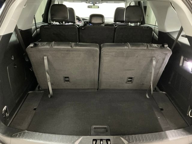 Used 2023 Ford Explorer XLT w/ Equipment Group 202A image 17