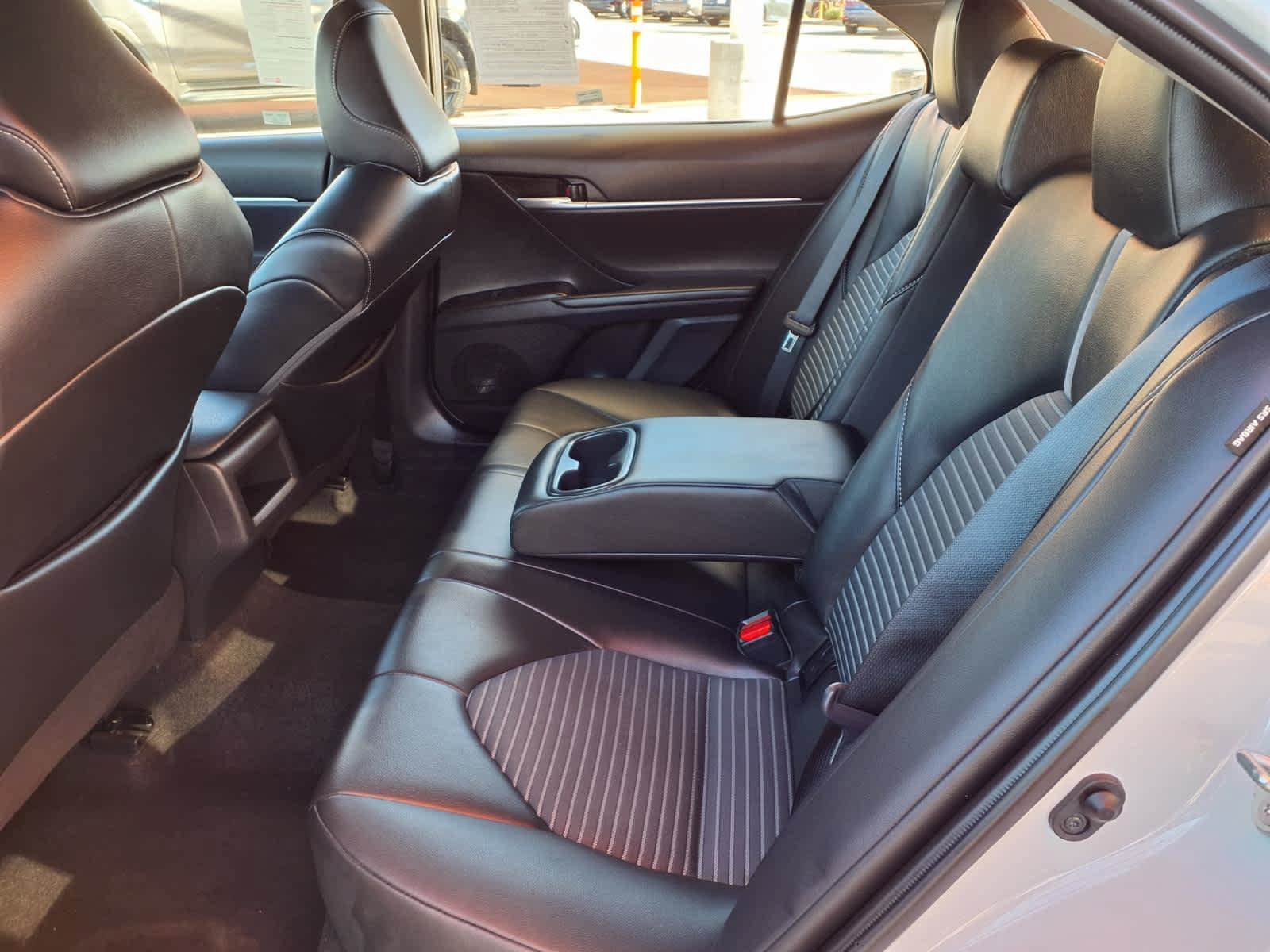 Used 2024 Toyota Camry SE w/ Convenience Package FWD image 11