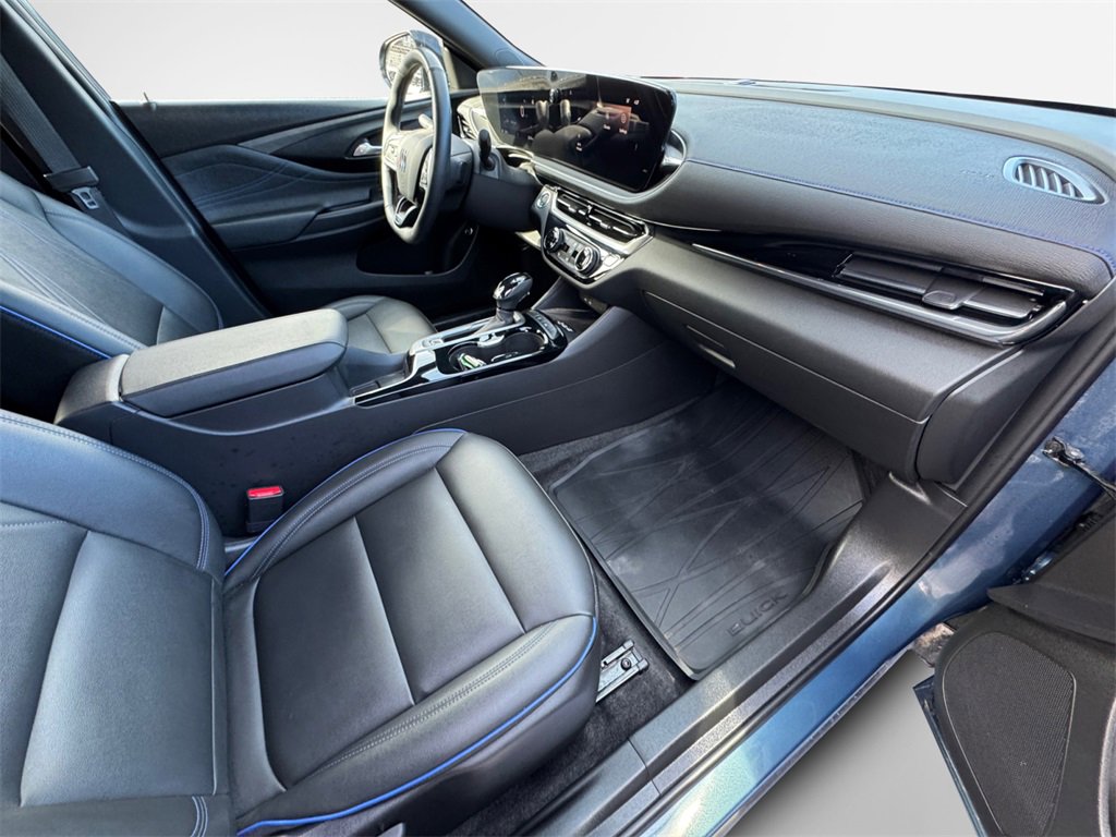 Used 2024 Buick Envista Sport Touring w/ Convenience I Package image 30