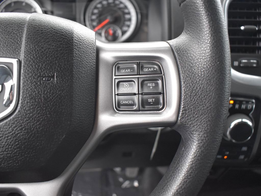 Used 2022 RAM 1500 Classic SLT image 25