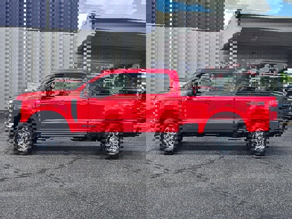 New 2026 Ford F350 Lariat w/ FX4 Off-Road Package image 23