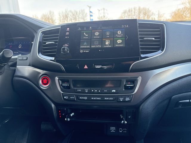 Used 2022 Honda Pilot Sport image 12