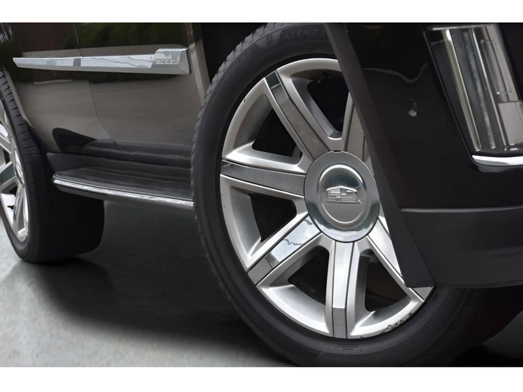 Used 2019 Cadillac Escalade ESV Luxury image 10