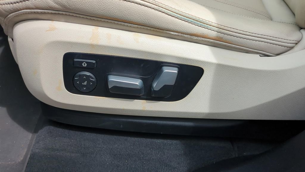 Used 2021 BMW X5 sDrive40i w/ Premium Package RWD image 19
