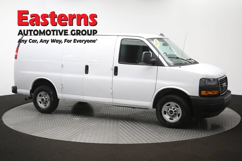 Used 2022 GMC Savana 2500 RWD image 40