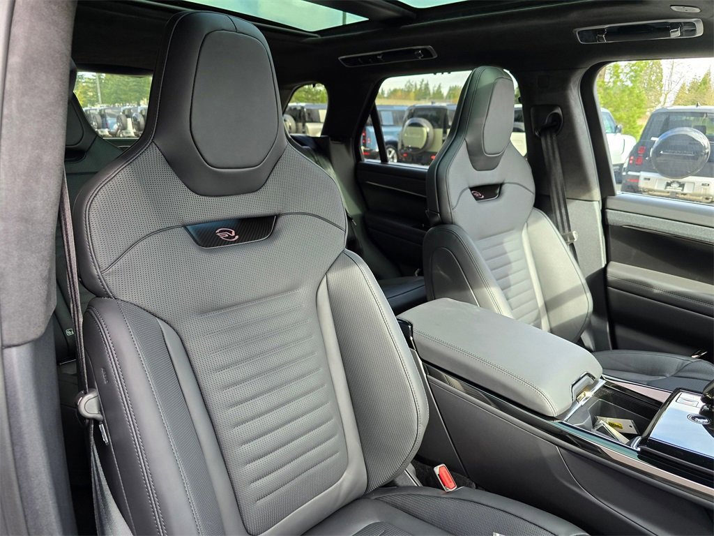 New 2025 Land Rover Range Rover Sport SV Edition Two image 32