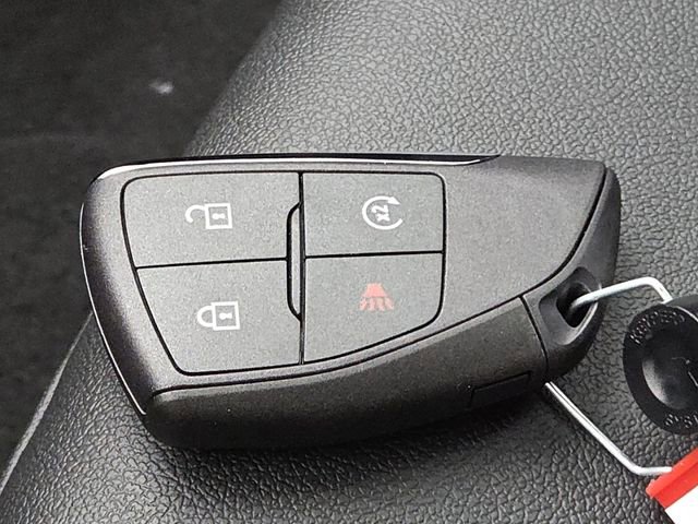 New 2026 GMC Canyon Elevation w/ Convenience Package image 37