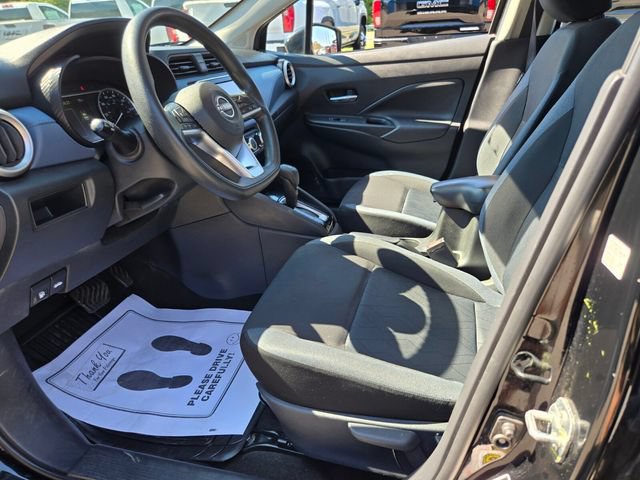 Used 2023 Nissan Versa SV FWD image 10