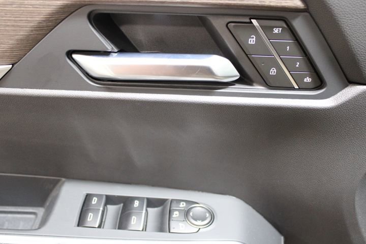 New 2026 GMC Acadia Denali w/ LPO, Floor Liner Package image 17