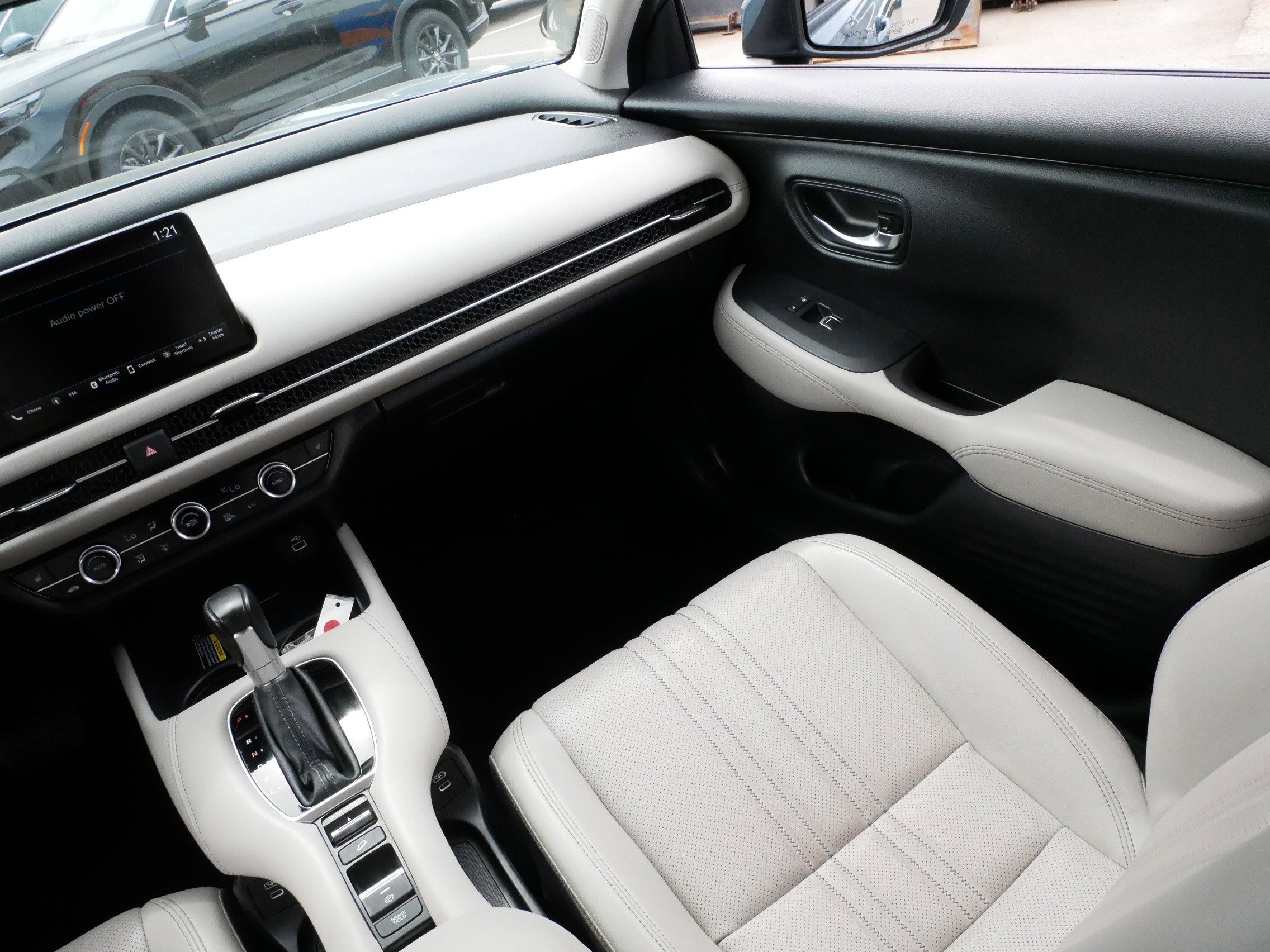 Certified 2024 Honda HR-V EX-L image 11