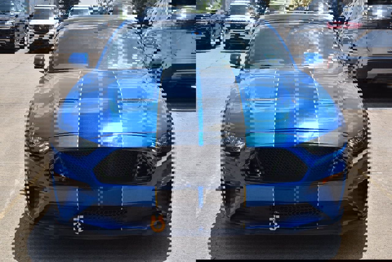 Used 2020 Ford Mustang GT Premium w/ Equipment Group 401A RWD image 3