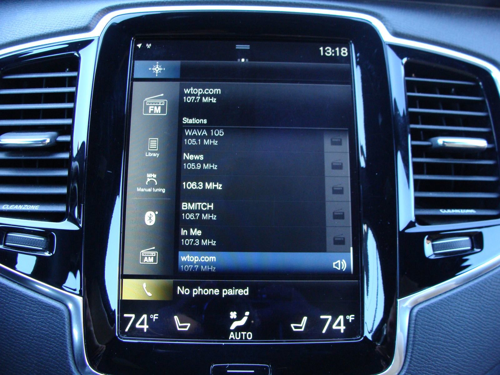 Used 2016 Volvo XC90 T6 Momentum w/ Momentum Plus Package image 18