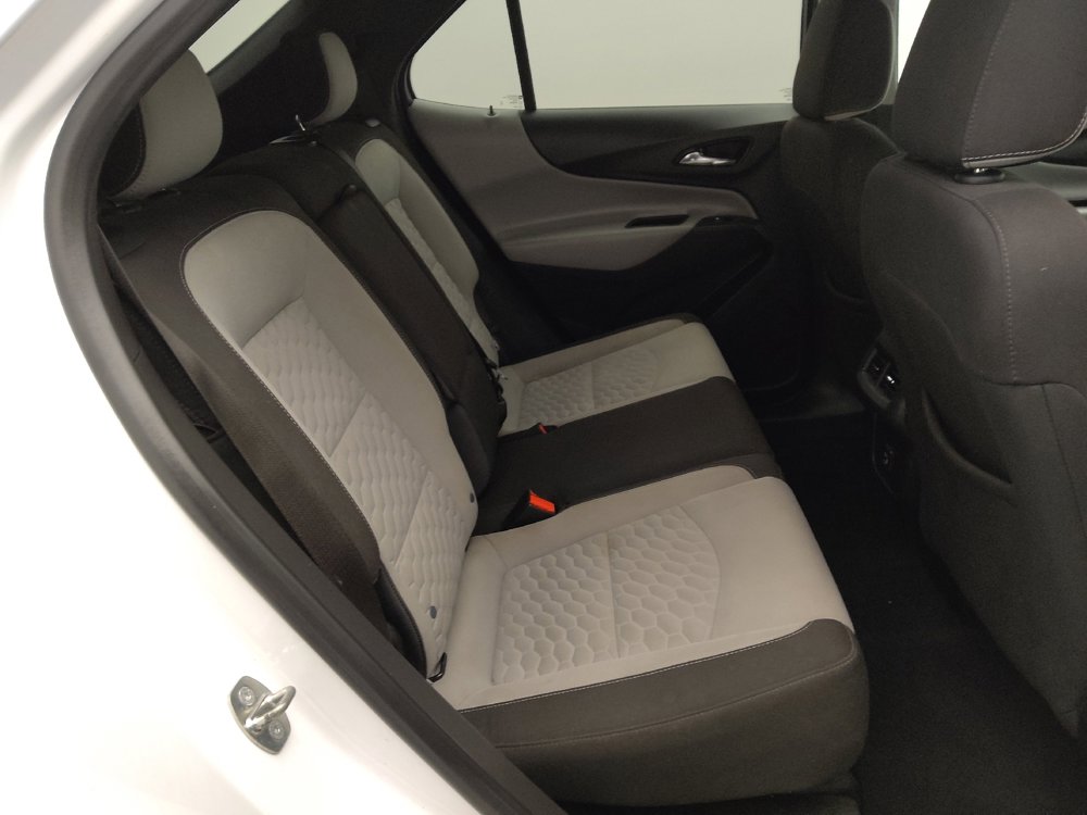 Used 2020 Chevrolet Equinox LS w/ LS Convenience Package image 19