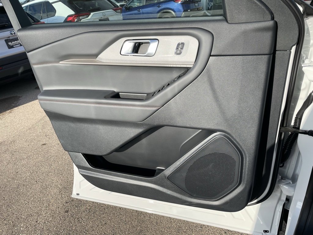 New 2026 Ford Explorer Active image 53