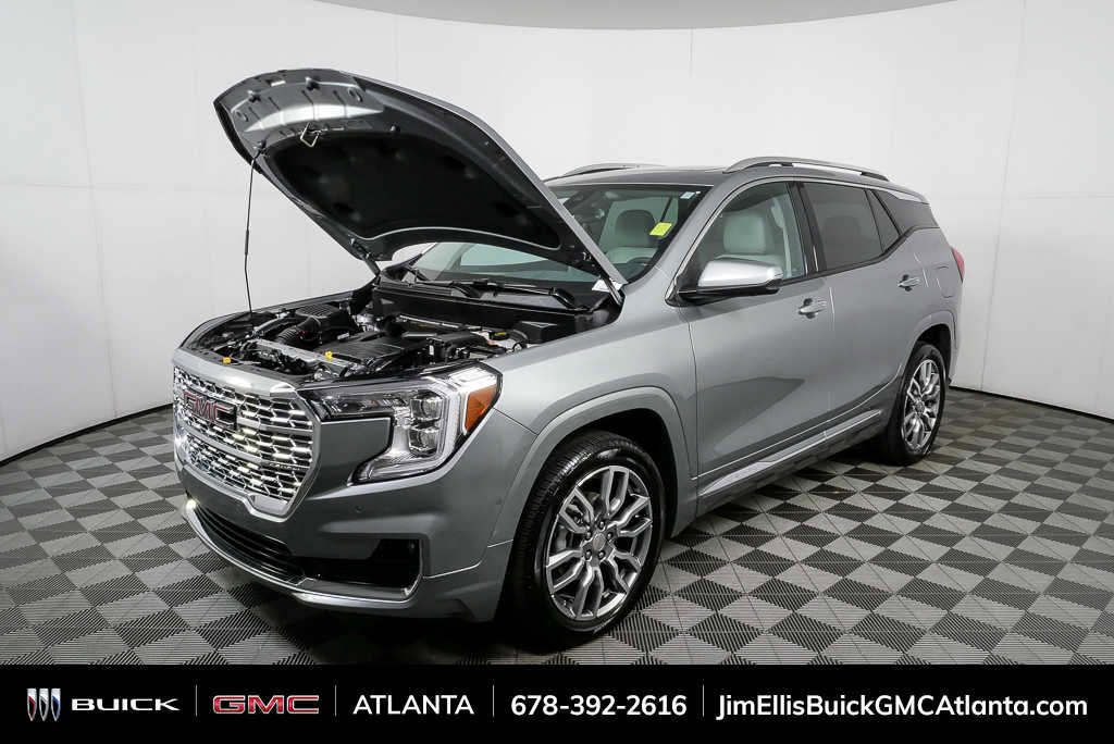 Used 2024 GMC Terrain Denali w/ Denali Premium Package AWD/4WD image 34