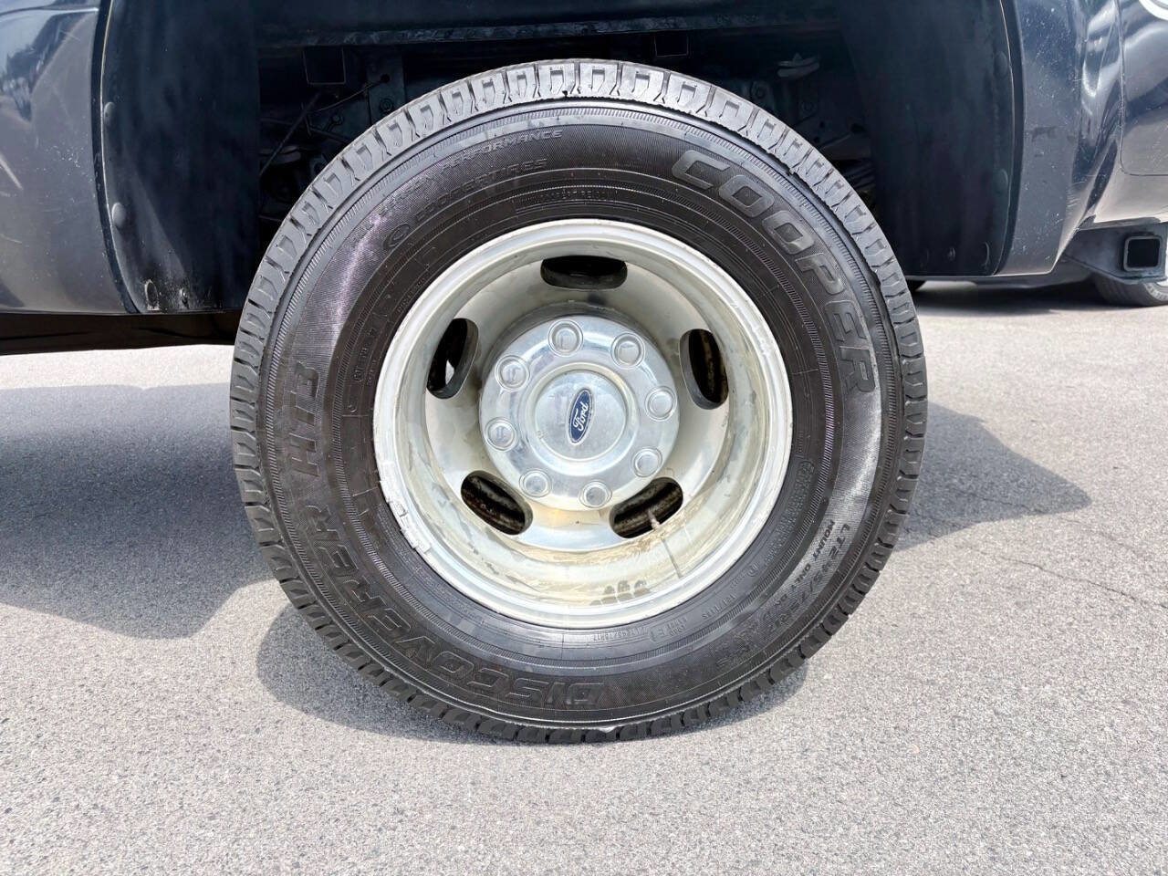 Used 2007 Ford F350 Lariat AWD/4WD image 38