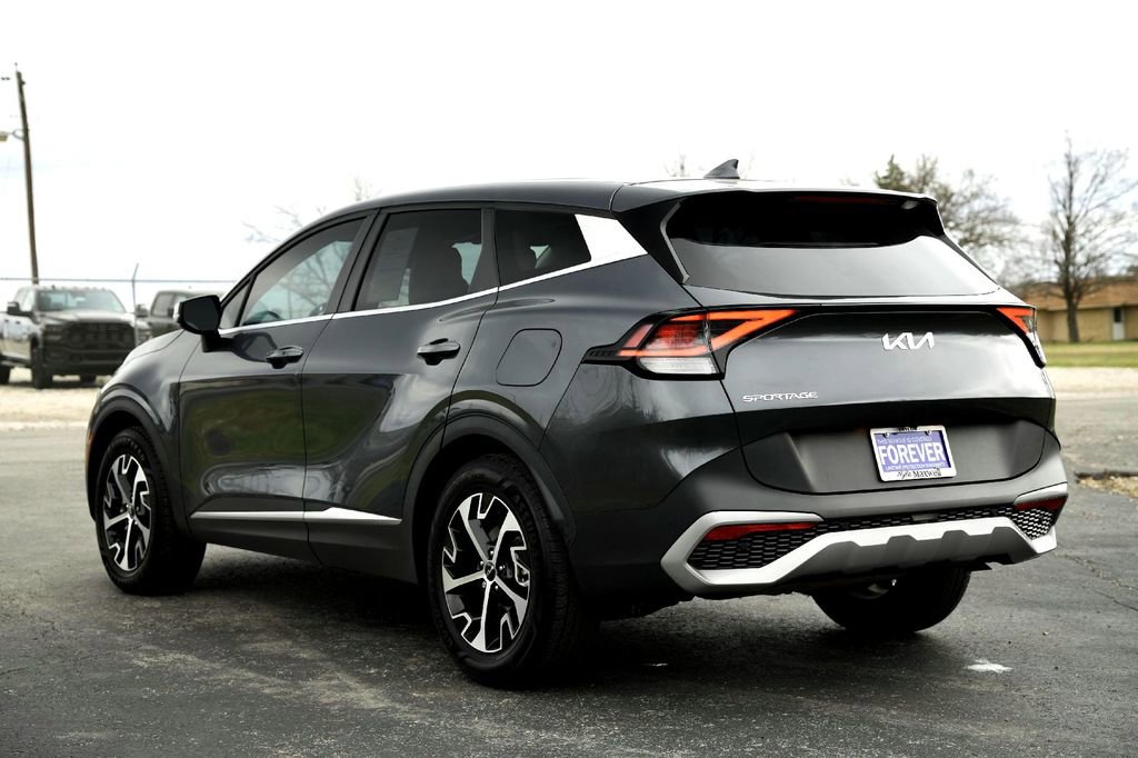 Used 2023 Kia Sportage EX image 8