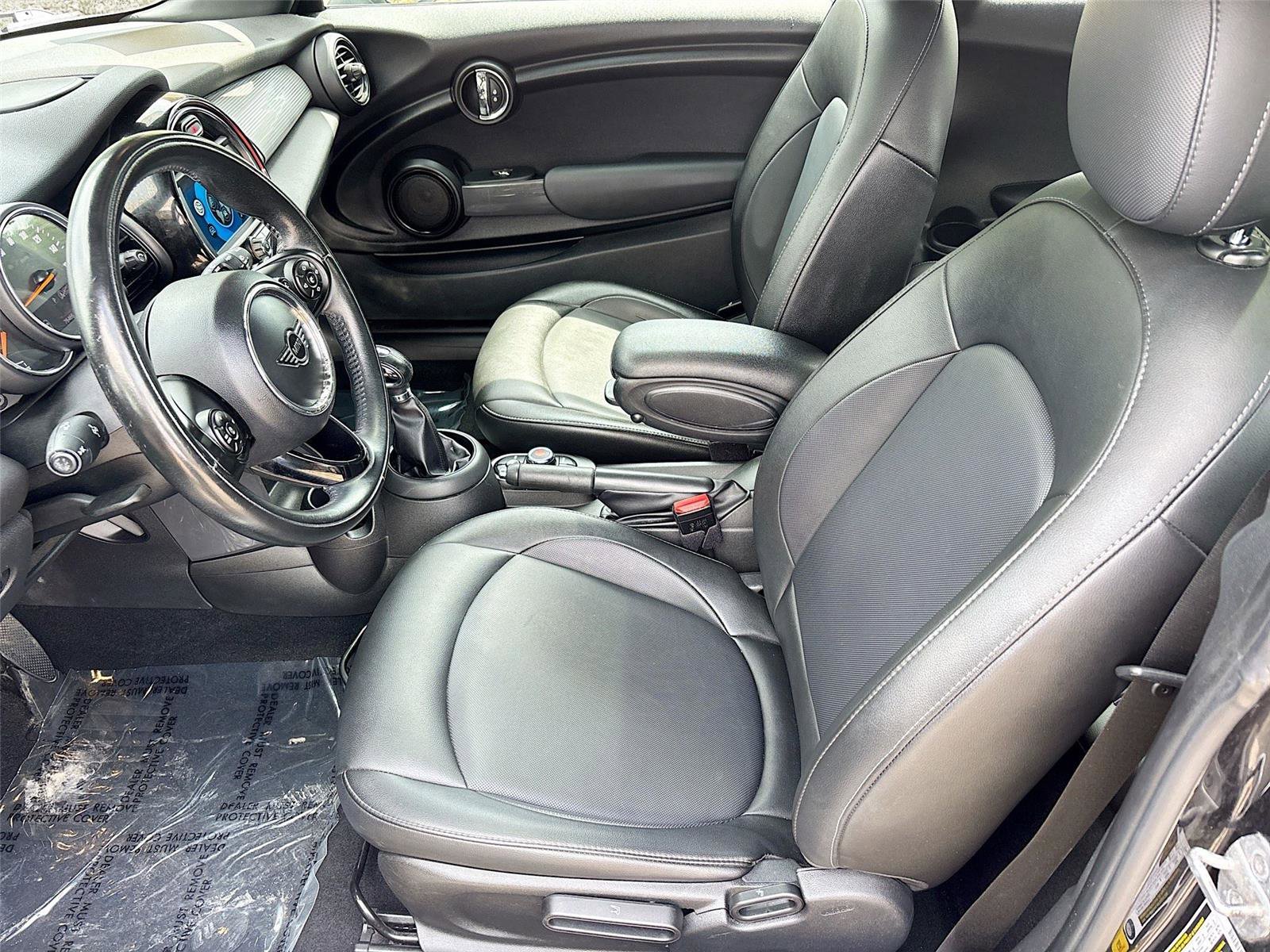 Used 2019 MINI Cooper 2-Door Hardtop FWD image 21