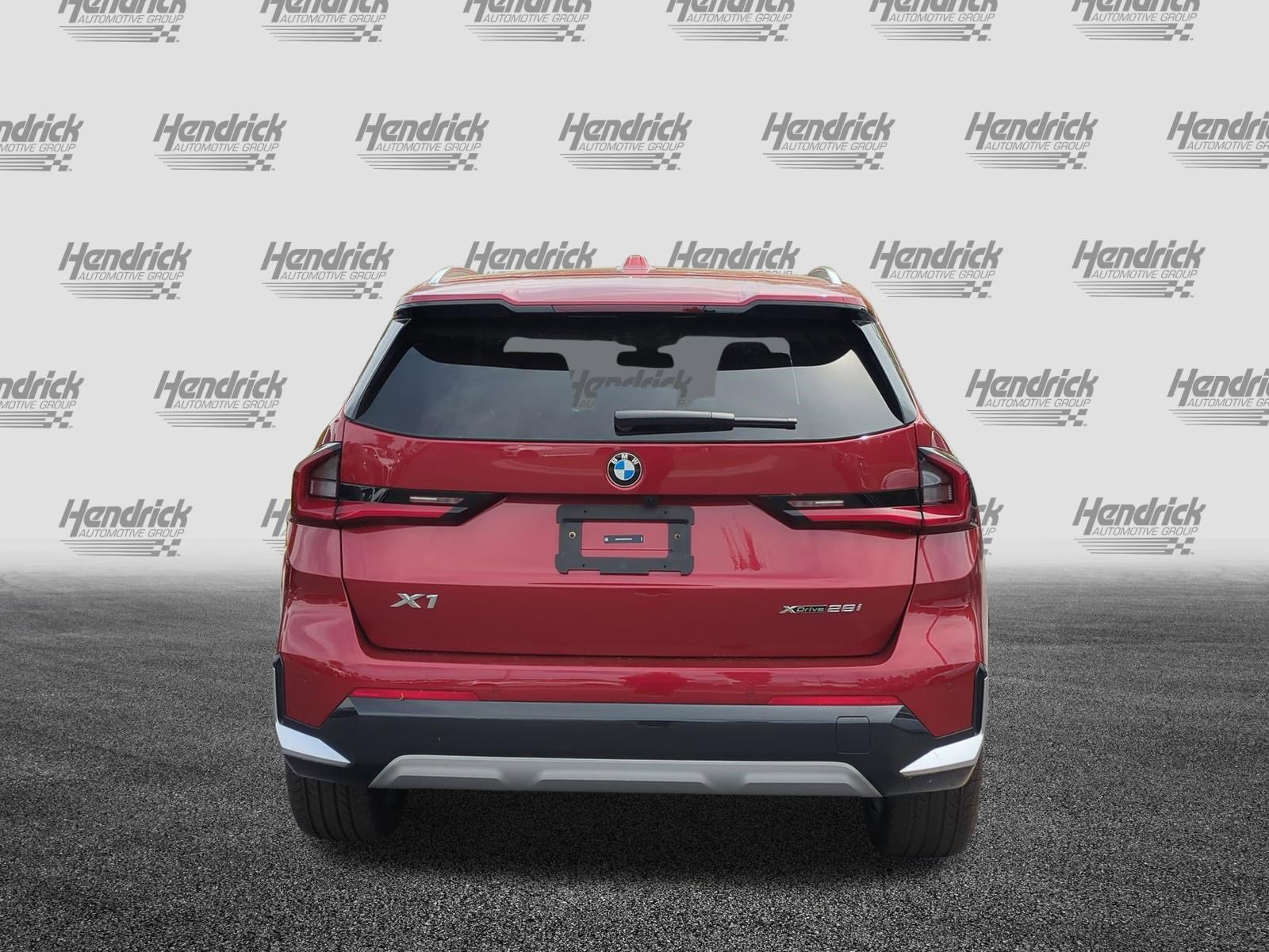 Used 2026 BMW X1 xDrive28i image 9