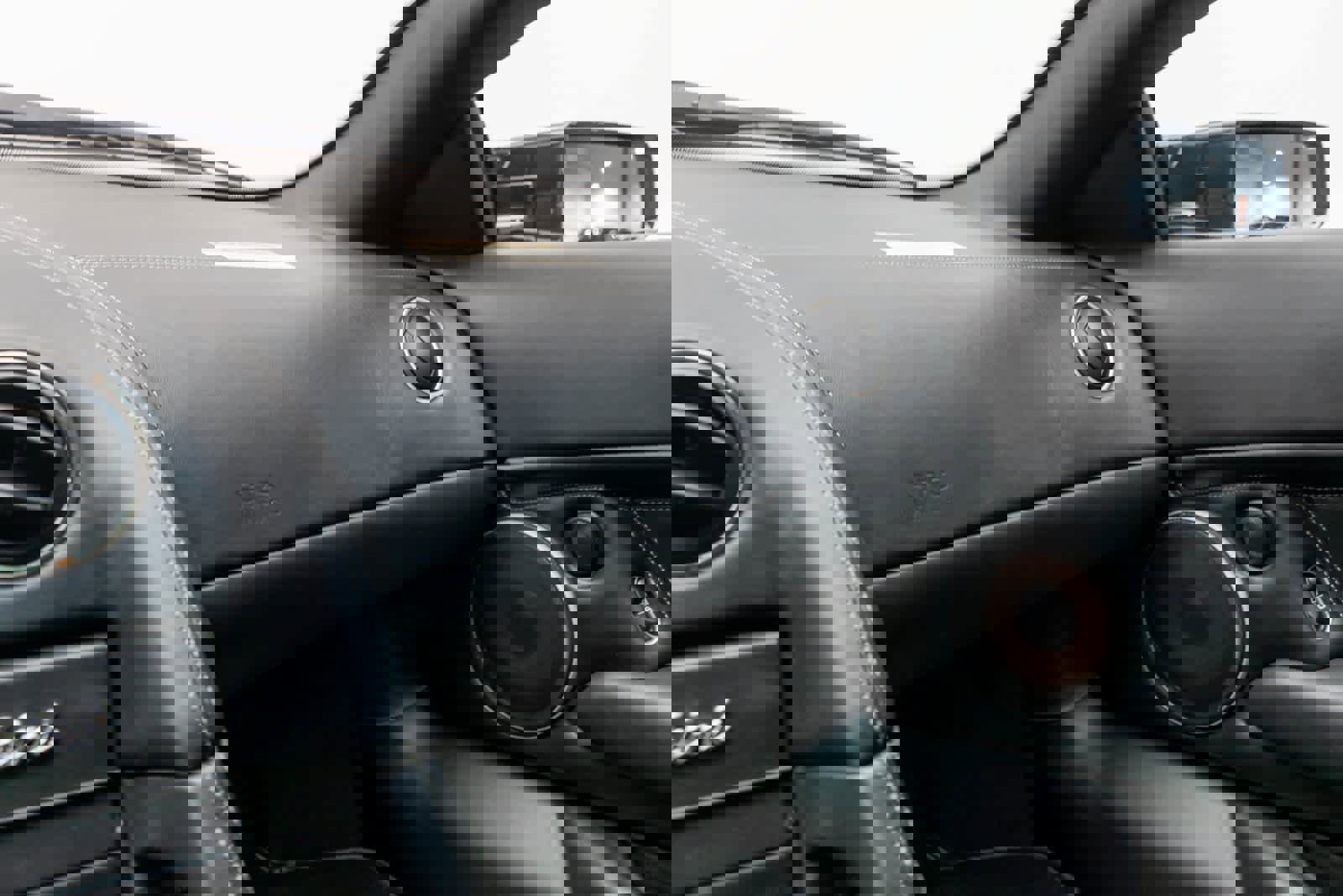 Used 2003 Lamborghini Murcielago Coupe image 32