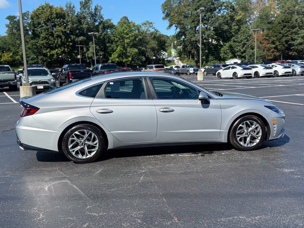 Used 2023 Hyundai Sonata SEL w/ Cargo Package FWD image 10