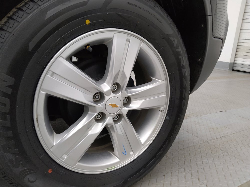 Used 2020 Chevrolet Trax LT w/ LT Convenience Package image 31