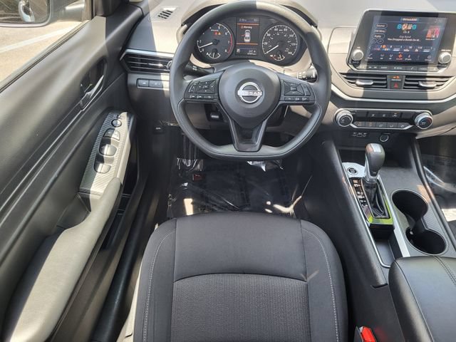 Certified 2025 Nissan Altima 2.5 S FWD image 21