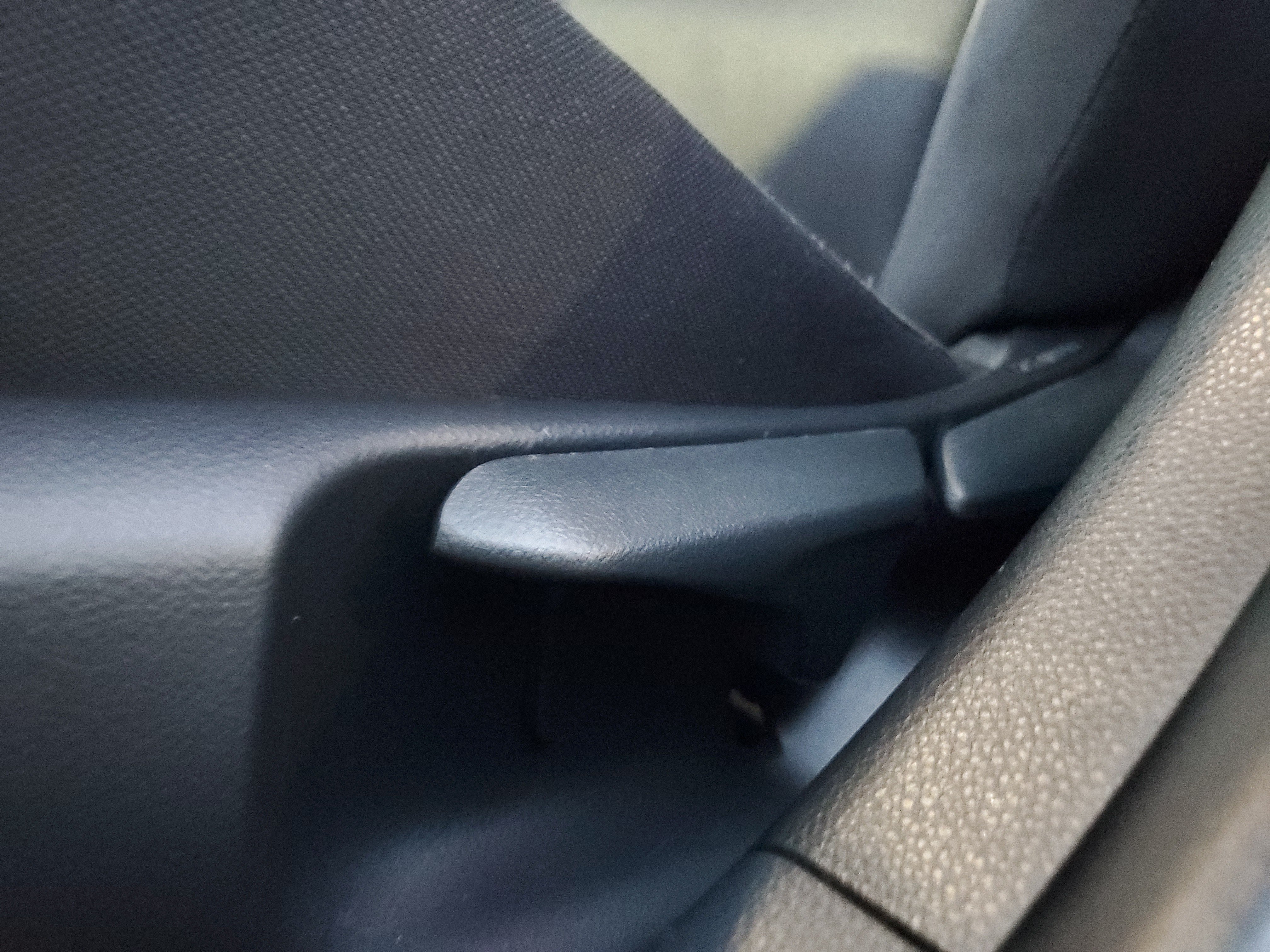 Certified 2024 Toyota Prius LE FWD image 19