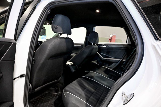 Used 2024 Volkswagen Jetta Sport image 17