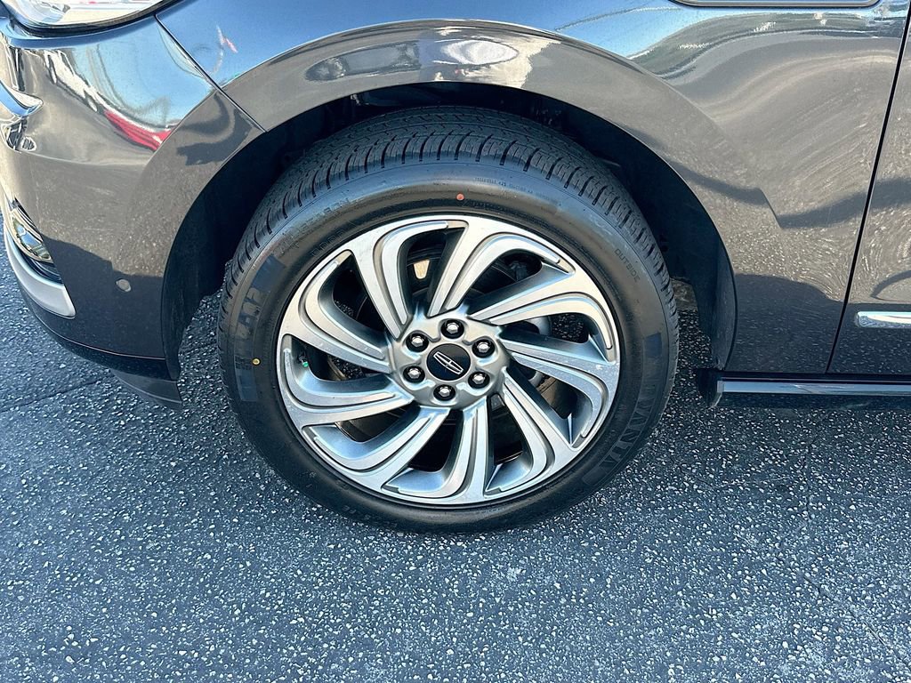 Used 2023 Lincoln Navigator Reserve image 32