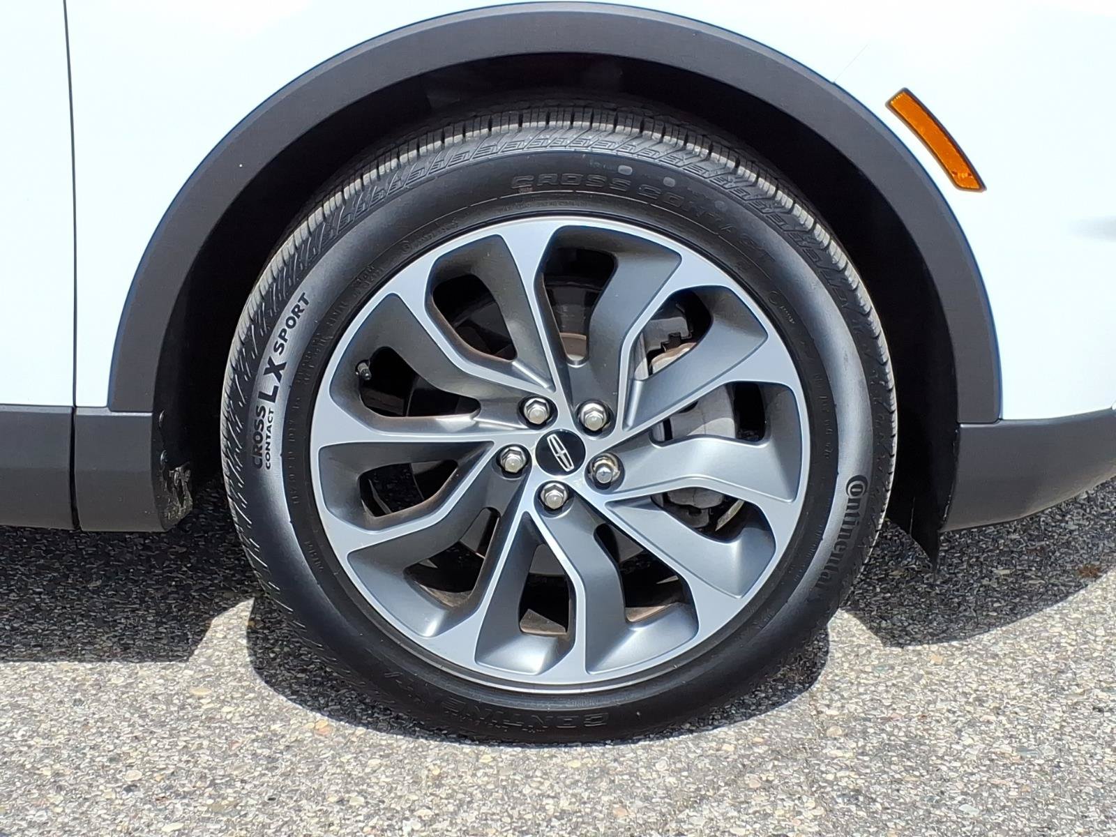 Used 2023 Lincoln Nautilus Reserve AWD/4WD image 10