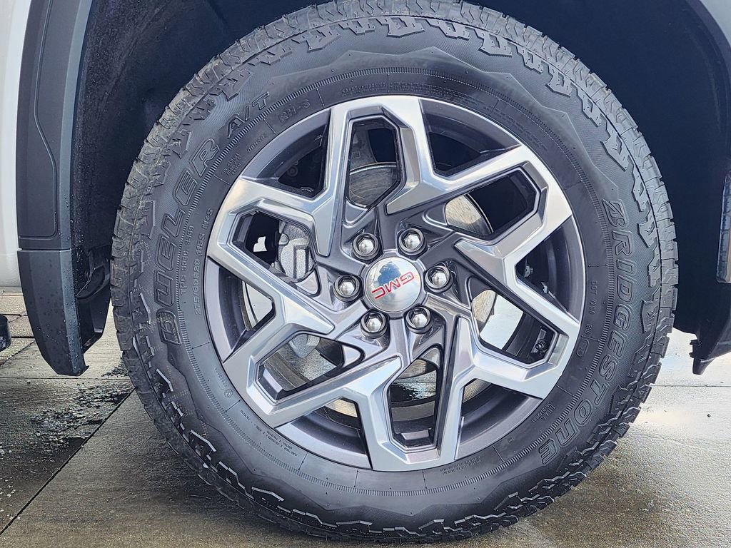 Used 2024 GMC Sierra 1500 SLT w/ SLT Premium Package image 4