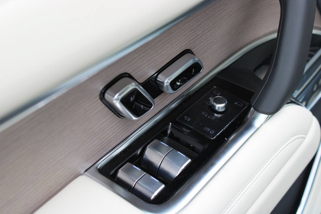 New 2026 Land Rover Range Rover SE AWD/4WD image 14