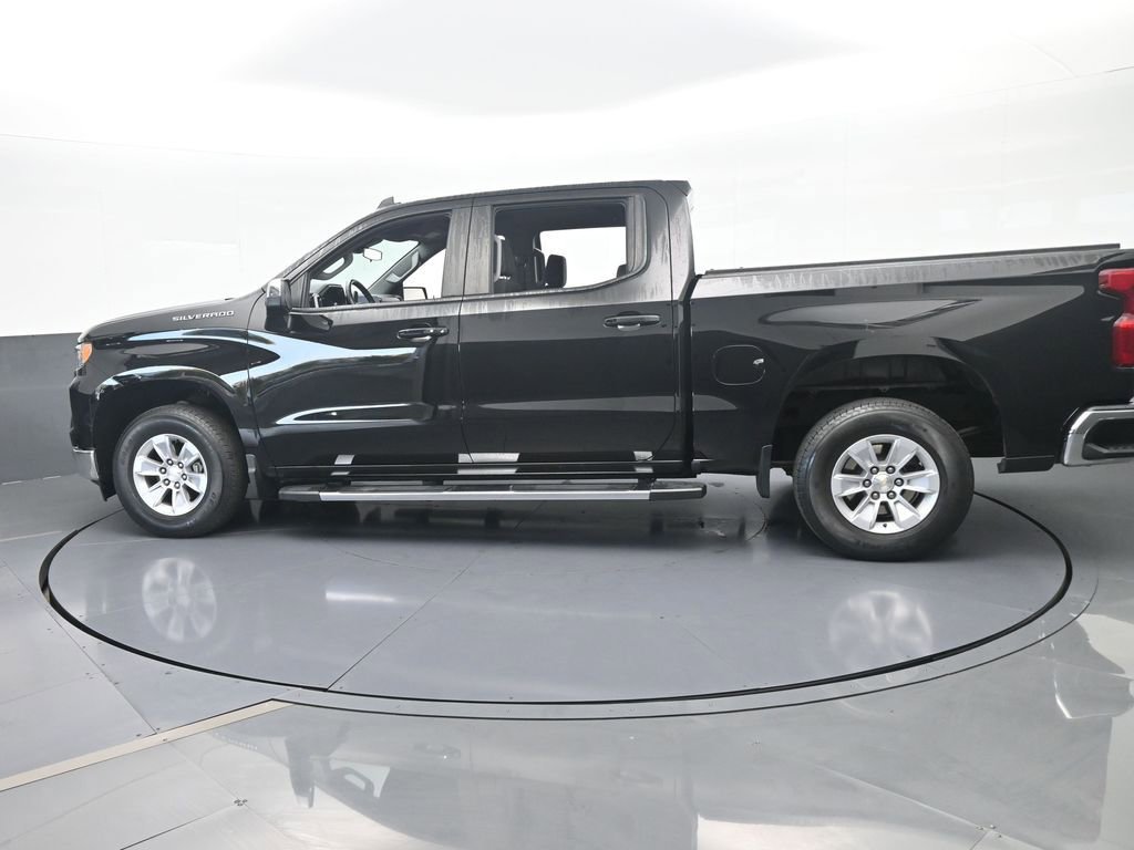 Used 2023 Chevrolet Silverado 1500 LT image 3