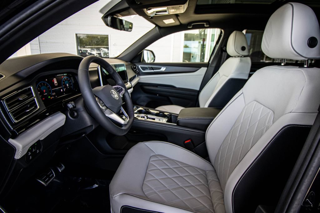 New 2026 Volkswagen Atlas Cross Sport SEL Premium R-Line AWD/4WD image 28