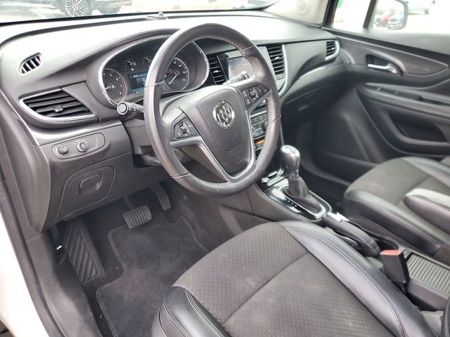 Used 2022 Buick Encore Preferred w/ Safety Package image 14