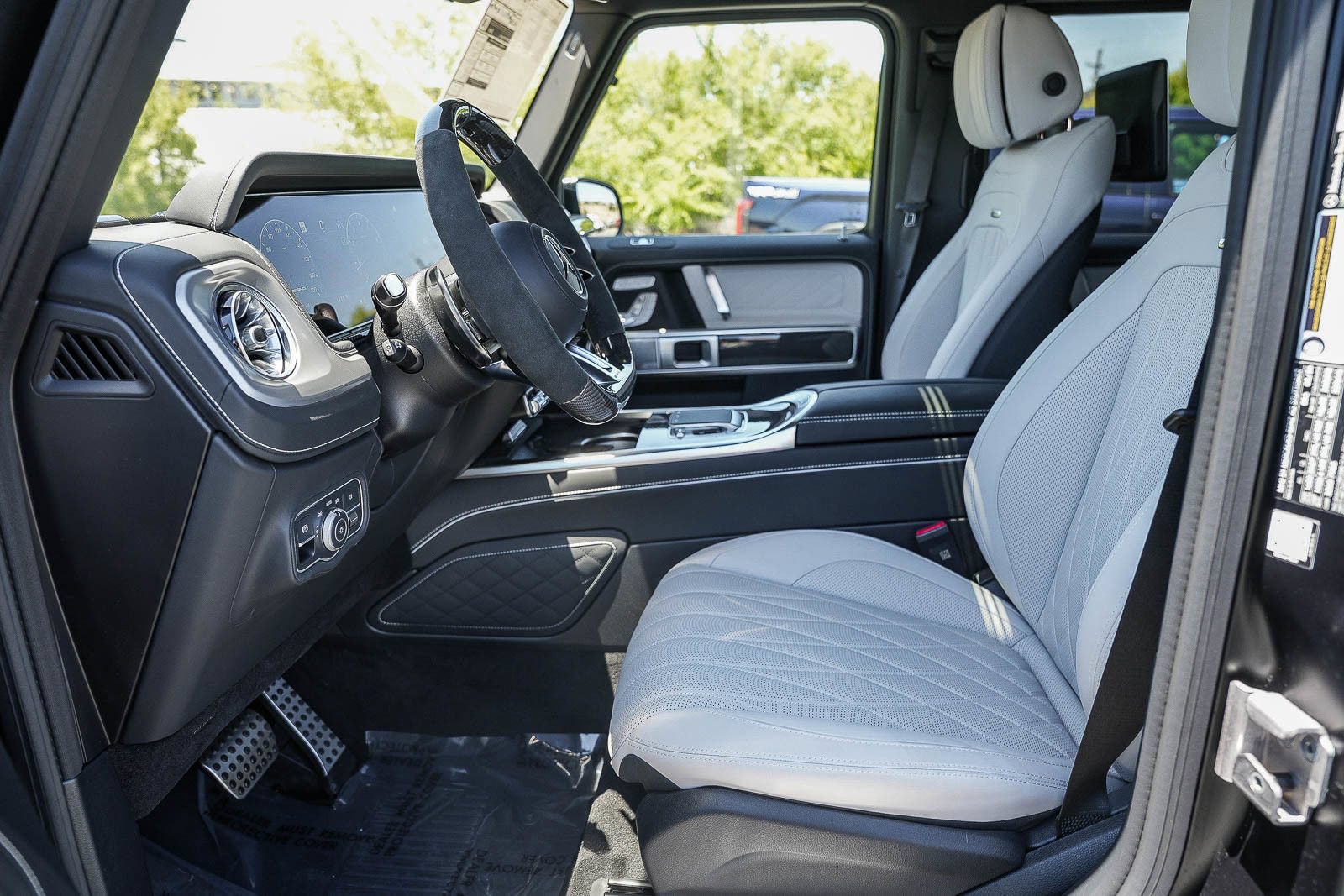 New 2026 Mercedes-Benz G 63 AMG 4MATIC image 18