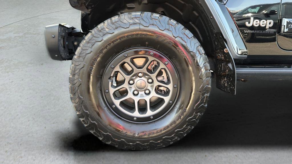 Used 2023 Jeep Wrangler Unlimited Rubicon 392 w/ Xtreme Recon 35" Tire Package AWD/4WD image 14