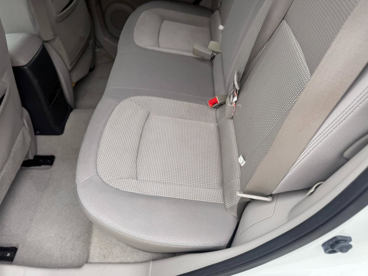 Used 2012 Nissan Rogue SV image 14