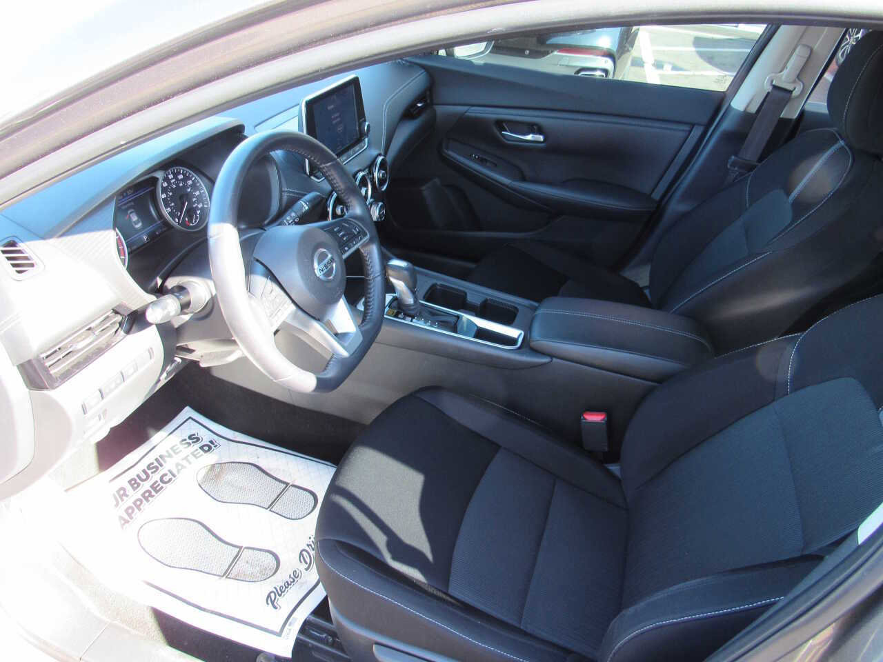 Used 2021 Nissan Sentra SV FWD image 13