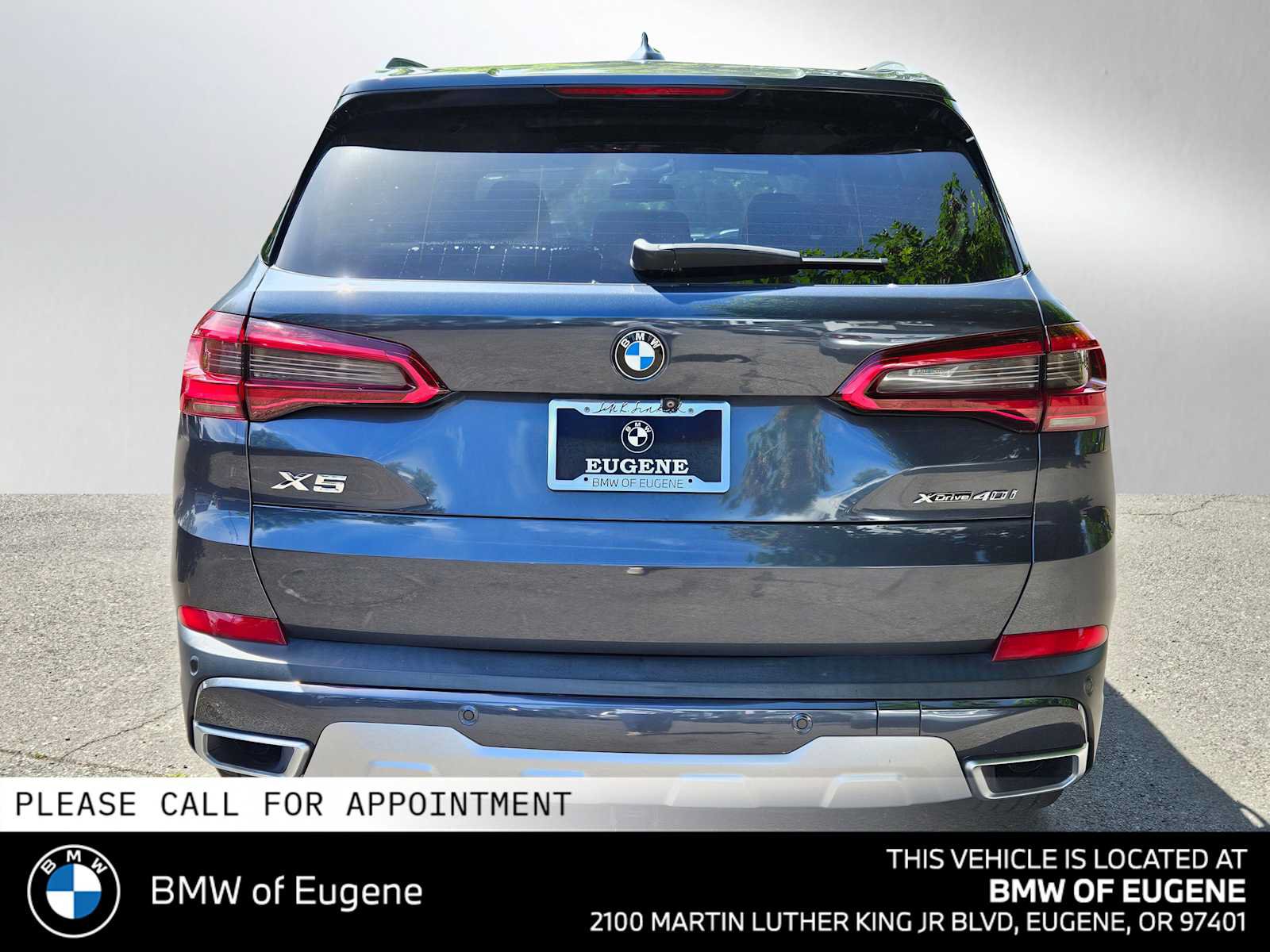 Used 2019 BMW X5 xDrive40i w/ Premium Package 2 AWD/4WD image 4