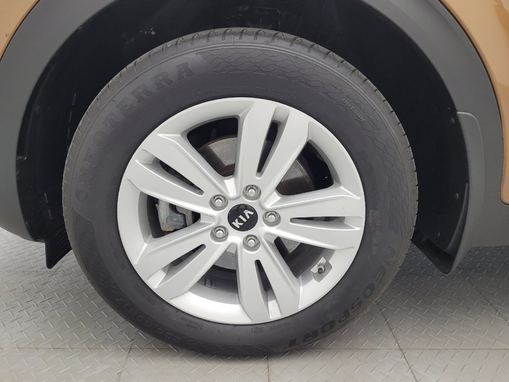 Used 2017 Kia Sportage LX AWD/4WD image 31