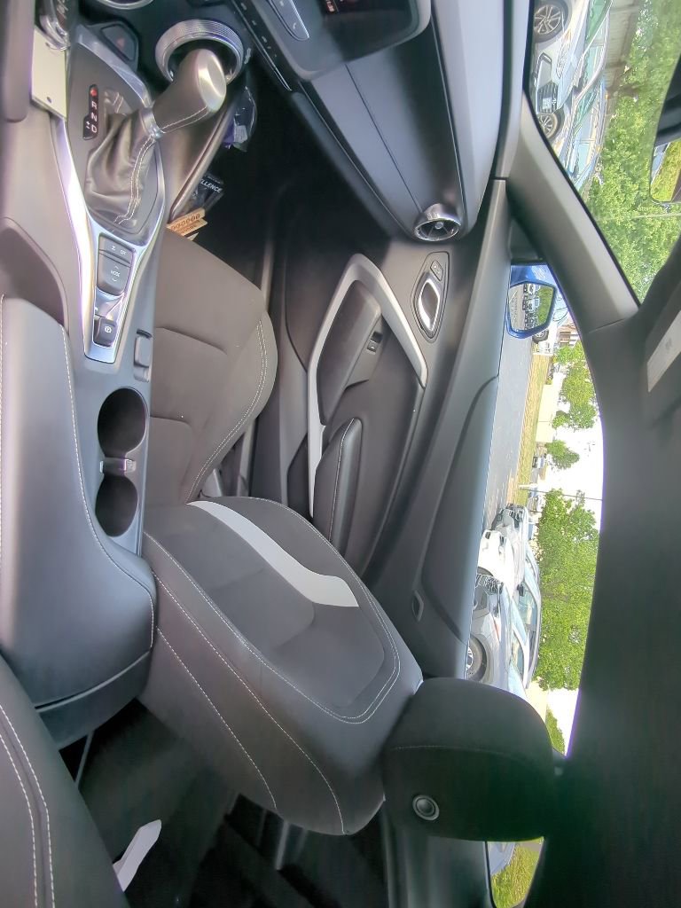 Used 2021 Chevrolet Camaro LS RWD image 11