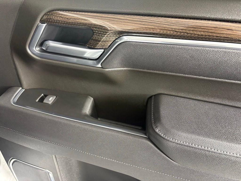 Used 2025 Chevrolet Silverado 1500 LT w/ Safety Package image 20