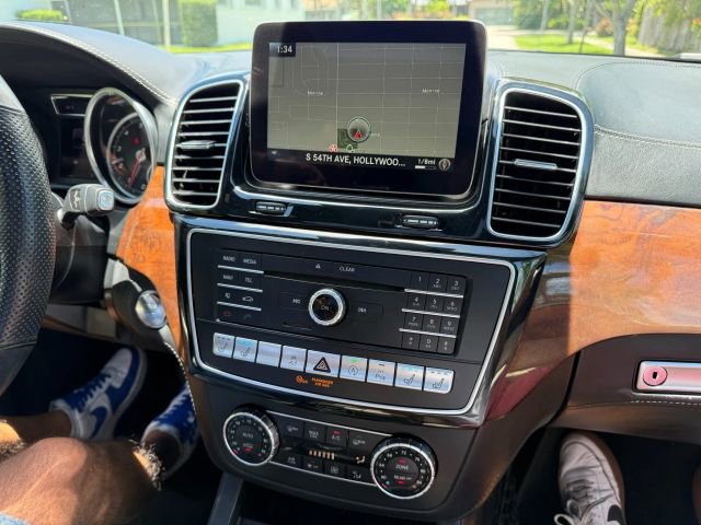 Used 2017 Mercedes-Benz GLS 550 4MATIC image 20